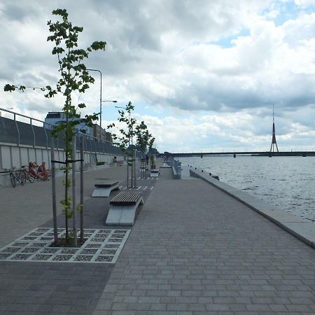 Riverside Promenade Apartment Riga Exterior foto