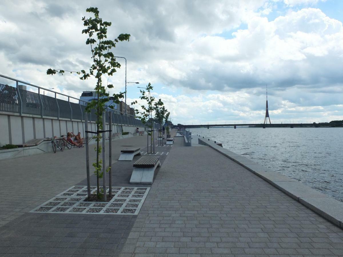 Riverside Promenade Apartment Riga Exterior foto